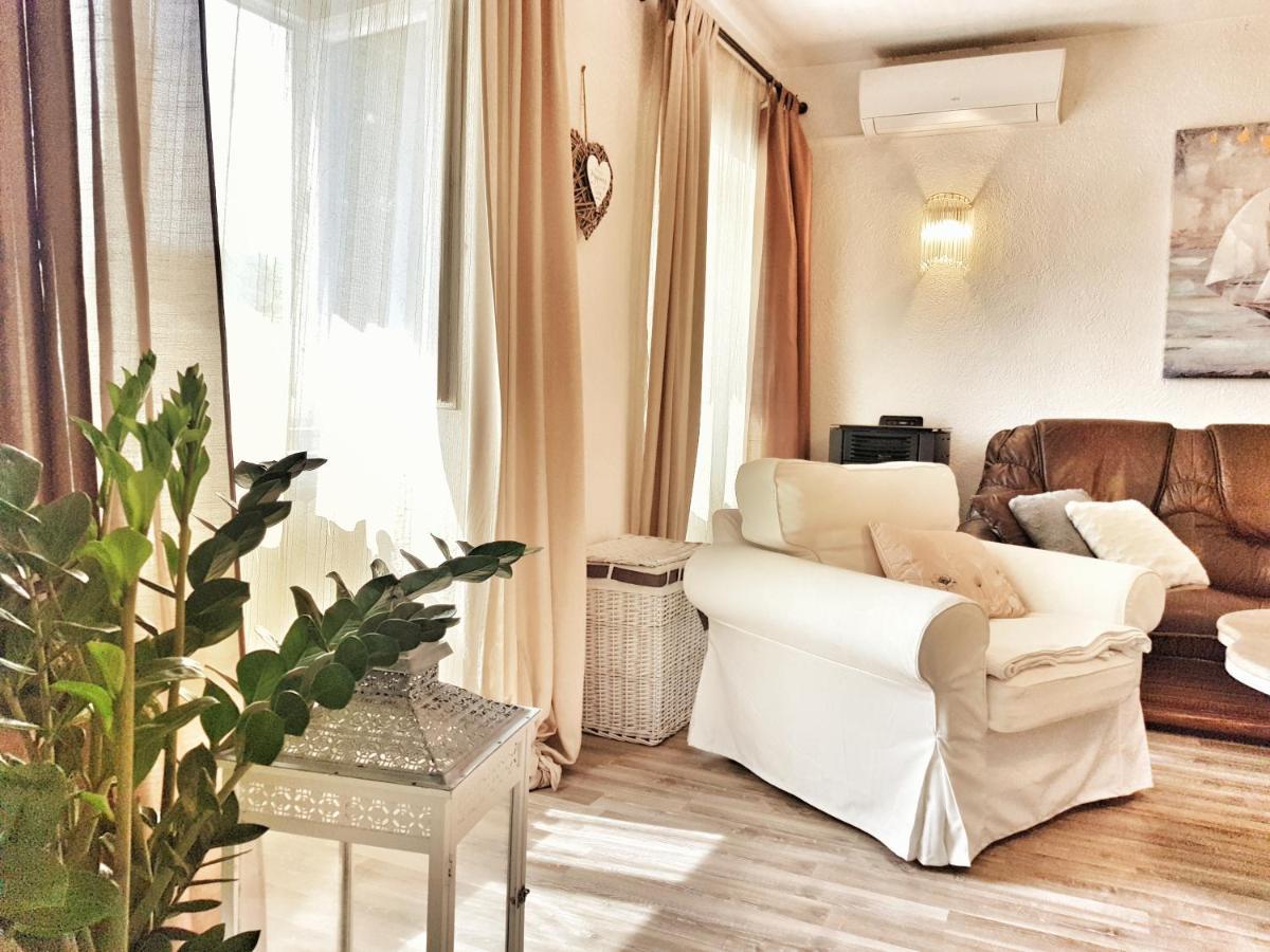 Rijeka Holiday Home Krasica  Exterior photo